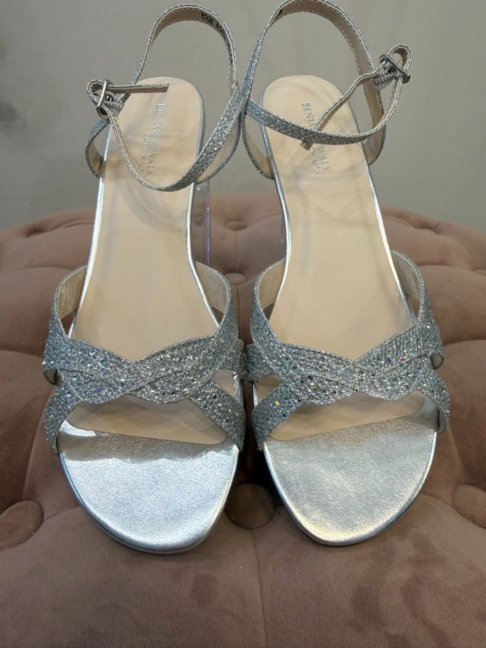 Touch Ups by Benjamin Walk Lena Silver Shimmer Low Wedge Dress Shoe Size 8.5